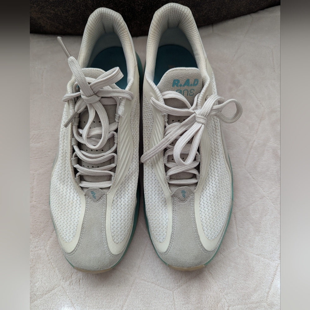 RAD Men's Athletic Shoes - White and Gray